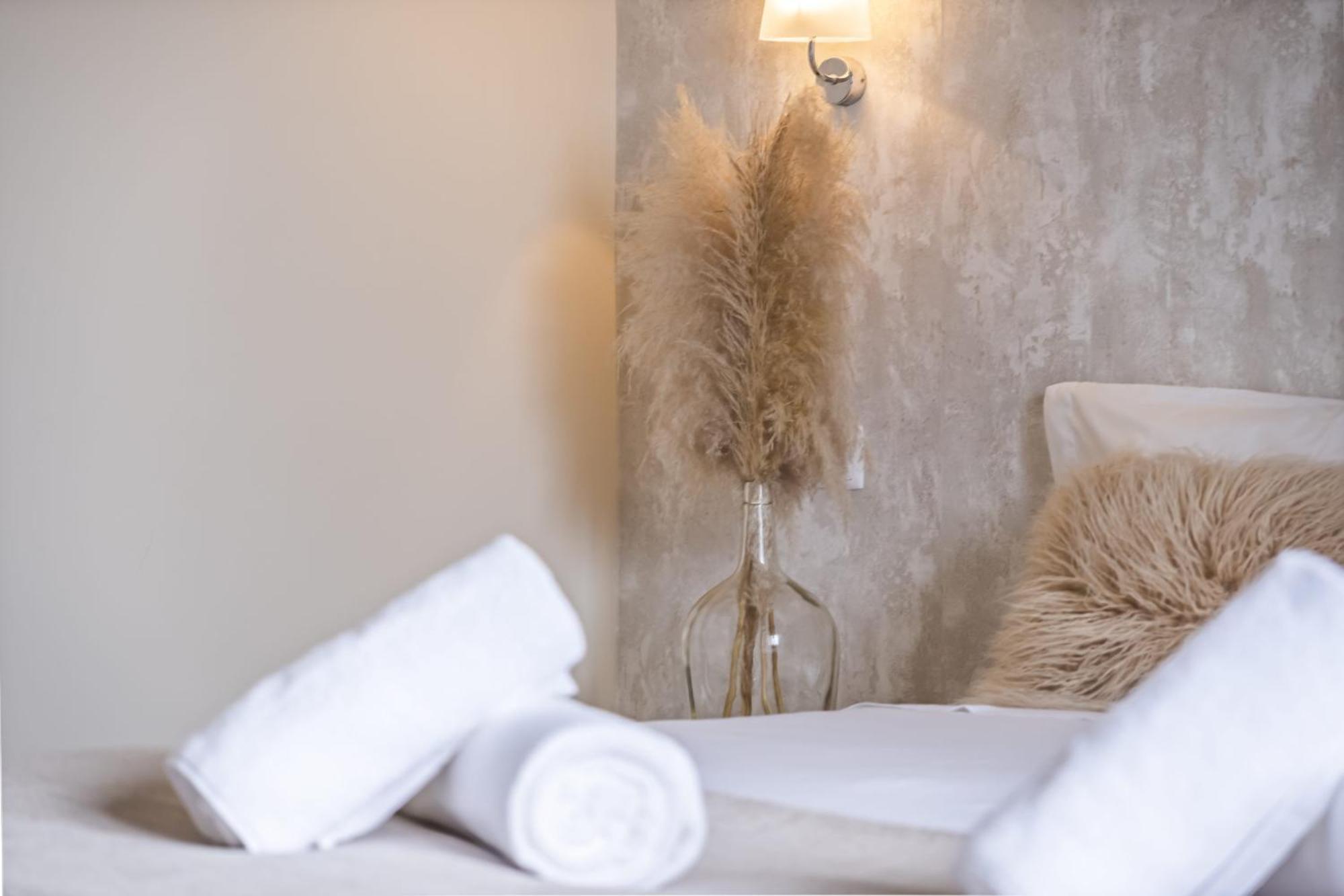 Апартаменты Casas Do Salao By Madeira Sun Travel Порту-Мониш Экстерьер фото