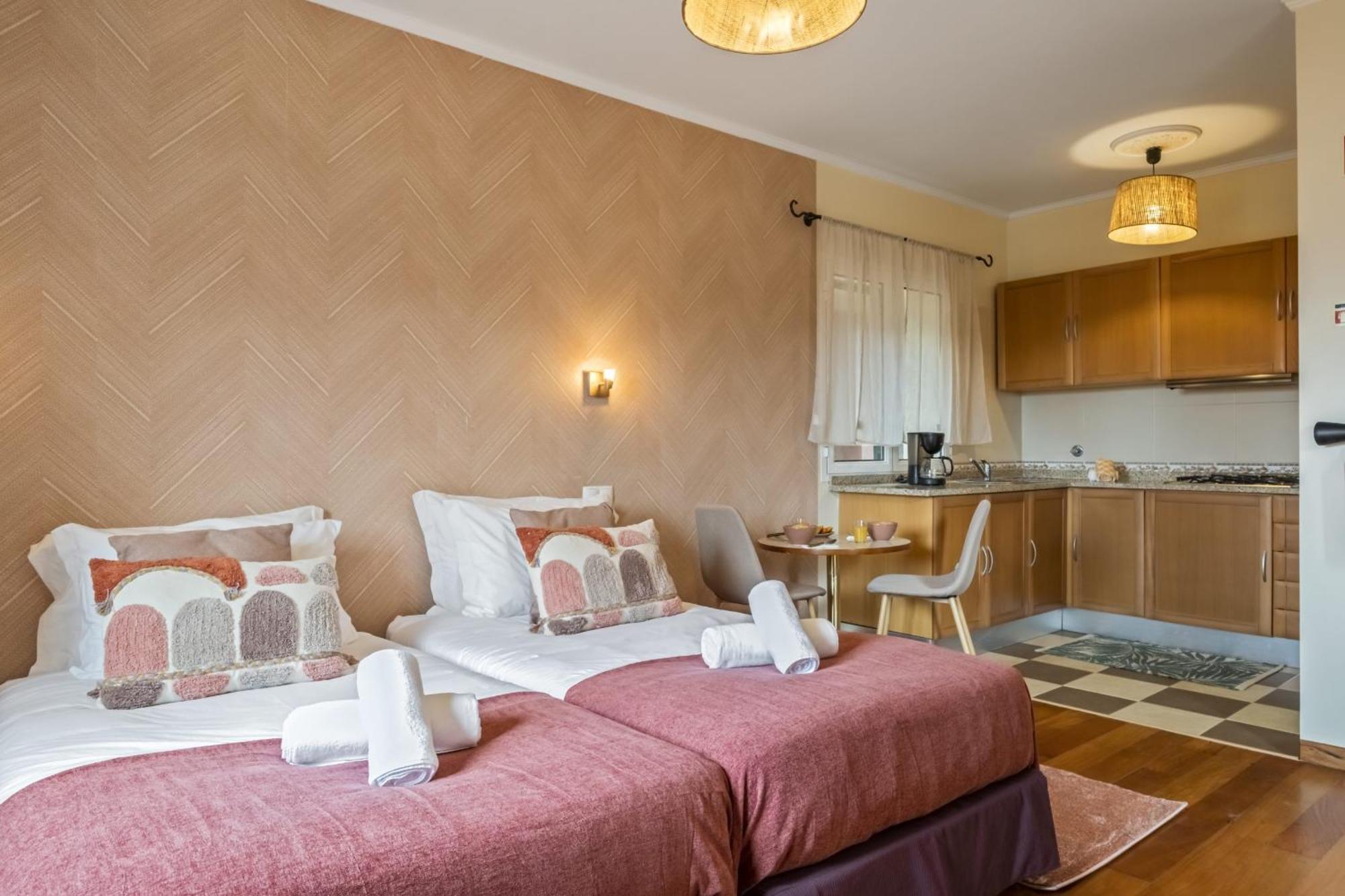 Апартаменты Casas Do Salao By Madeira Sun Travel Порту-Мониш Экстерьер фото
